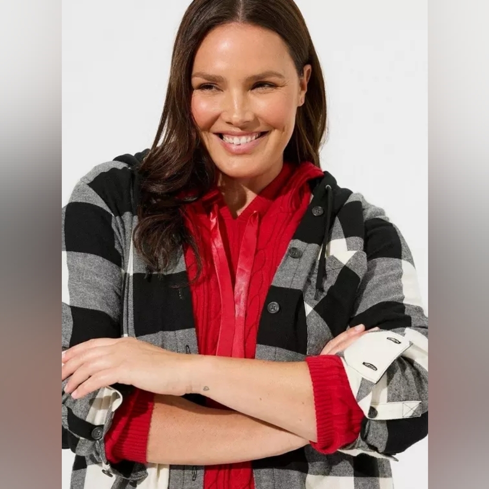 Torrid Black and White Plaid Button Down Shirt/Shacket Flannel